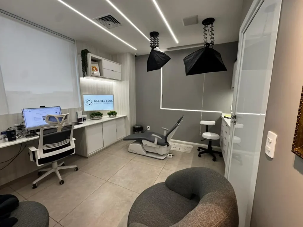 Consult&oacute;rio Dr. Gabriel Bijos rinoplastia salvador